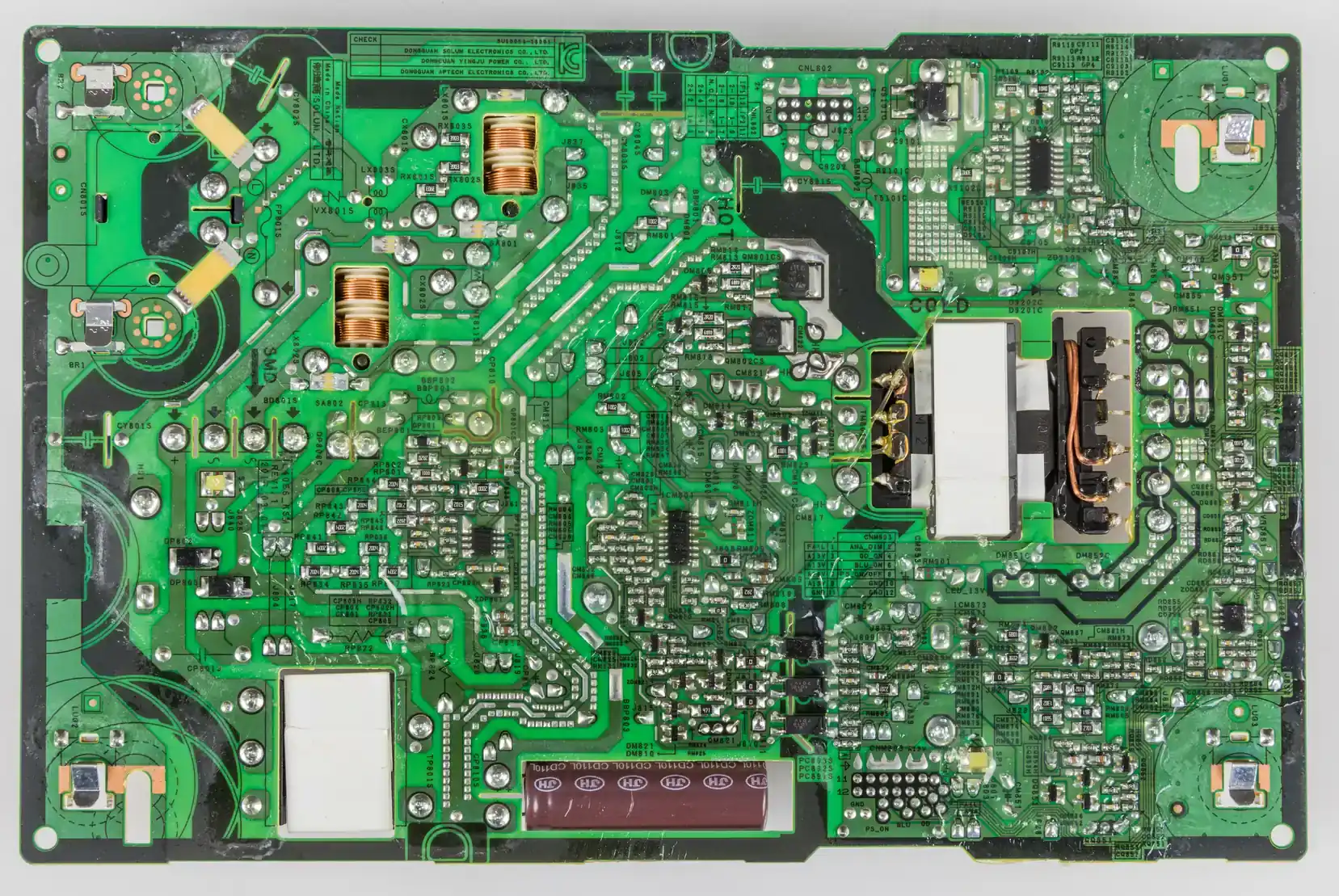 PCB di alimentazione LCD: Affrontare le sfide ad alta velocità e alta densità delle PCB per server di data center